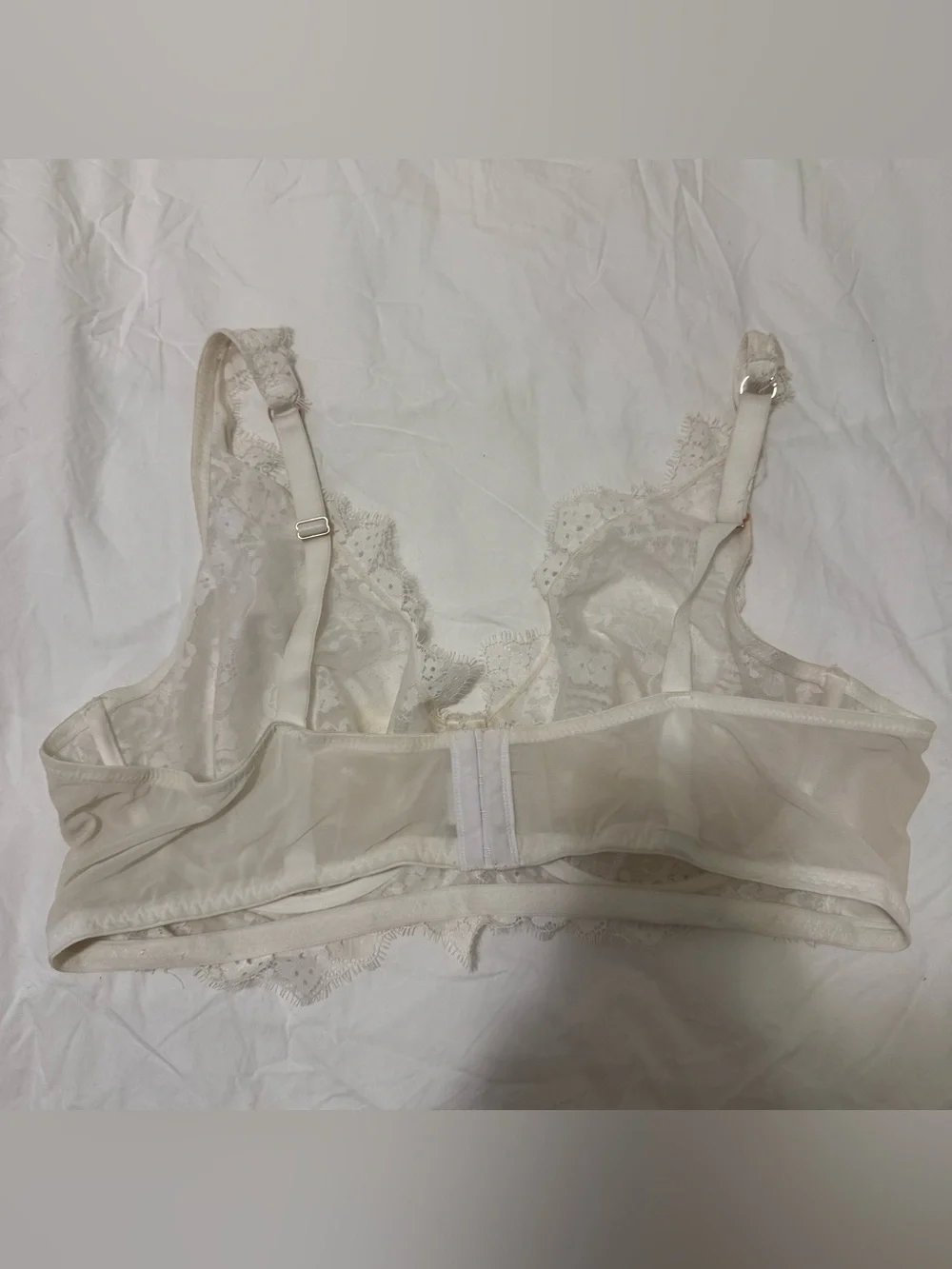 46C Figleaves Curve Lace White Bra with High Apex